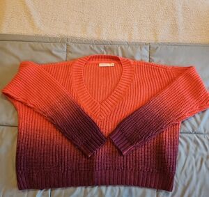 Forever 21 Orange and Purple V-Neck Sweater with Chunky Knit Design